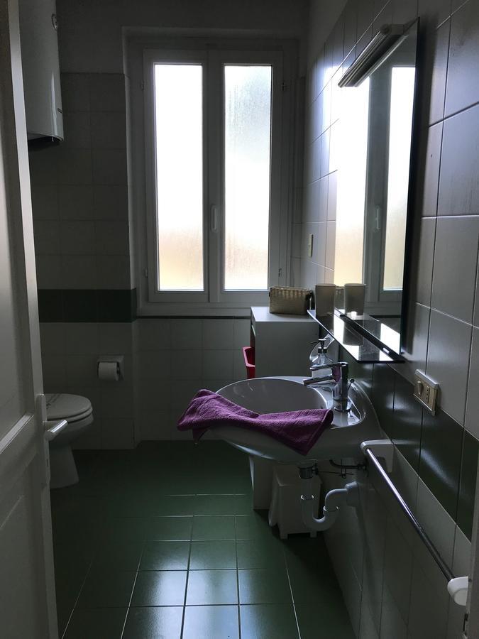 Residenza Le Logge Aparthotel Torri Del Benaco Luaran gambar