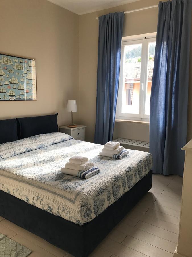 Residenza Le Logge Aparthotel Torri Del Benaco Luaran gambar
