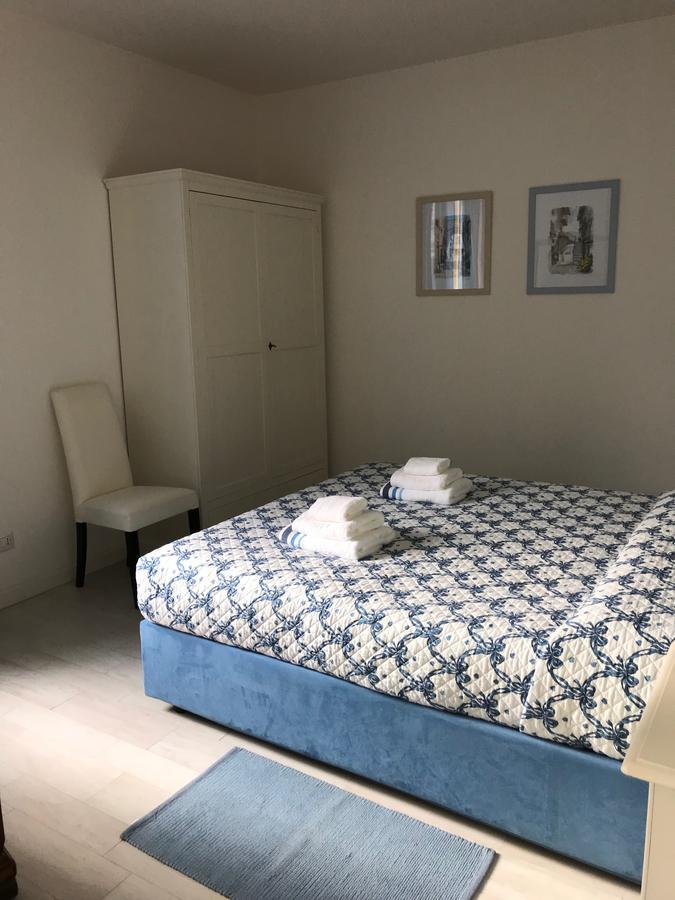 Residenza Le Logge Aparthotel Torri Del Benaco Luaran gambar