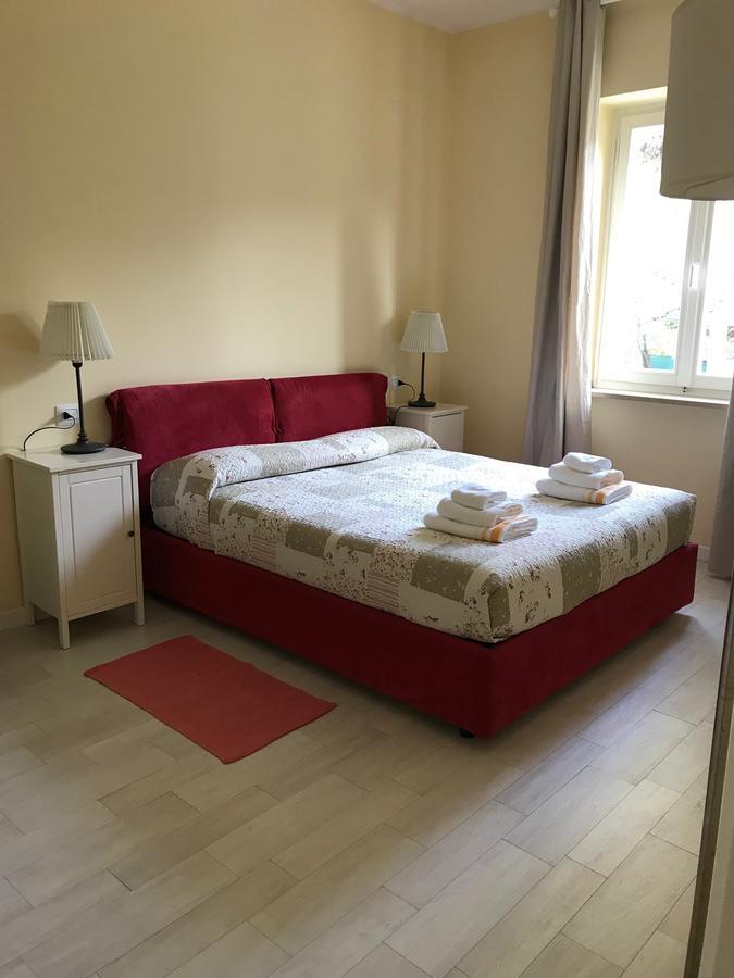 Residenza Le Logge Aparthotel Torri Del Benaco Luaran gambar