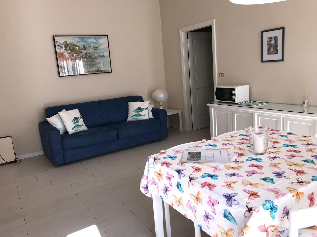 Residenza Le Logge Aparthotel Torri Del Benaco Luaran gambar