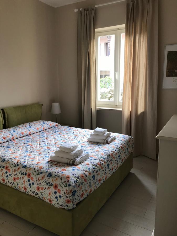 Residenza Le Logge Aparthotel Torri Del Benaco Luaran gambar